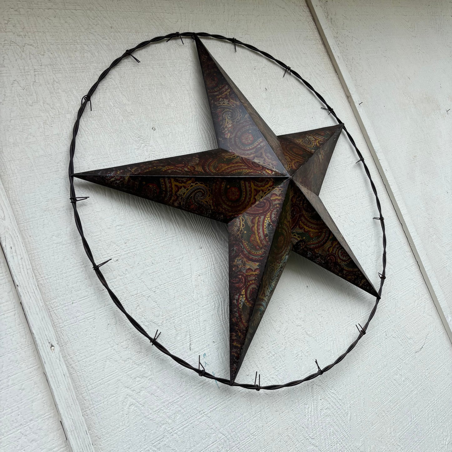 PAISLEY BARN STAR MULTI CLOR WITH BARBWIRE RING LONESTAR WESTERN HOME DECOR HANDMADE