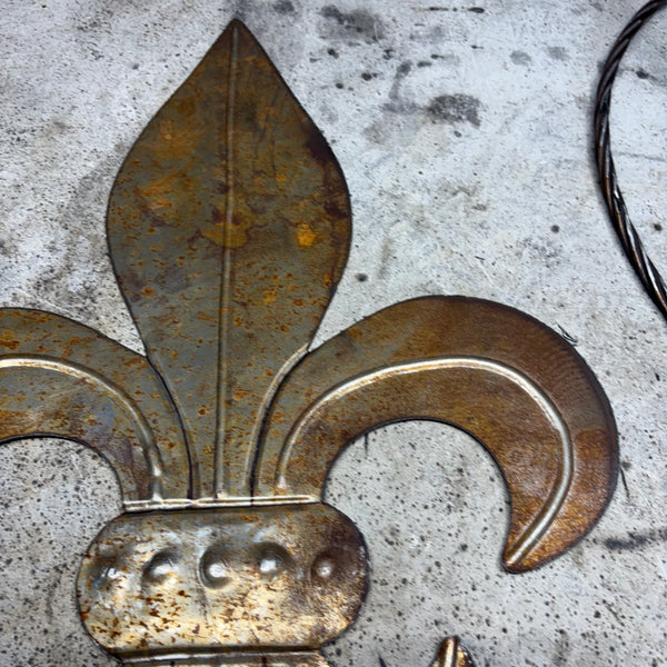 FLEUR DE LIS  CUSTOM RAW METAL UNPAINTED NO RING WALL ART SIGN WESTERN HOME DECOR HANDMADE NEW 12",18",24",32"