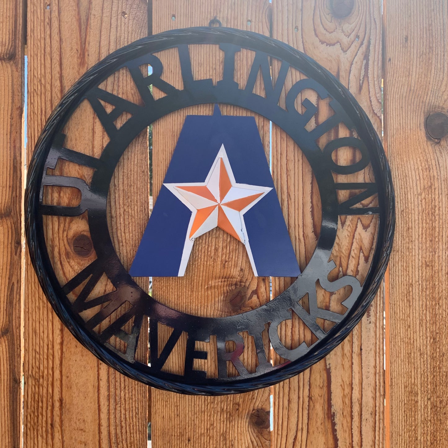 UTA ARLINGTON CUSTOM METAL VINTAGE CRAFT TEAM SIGN WESTERN HOME DECOR HANDMADE