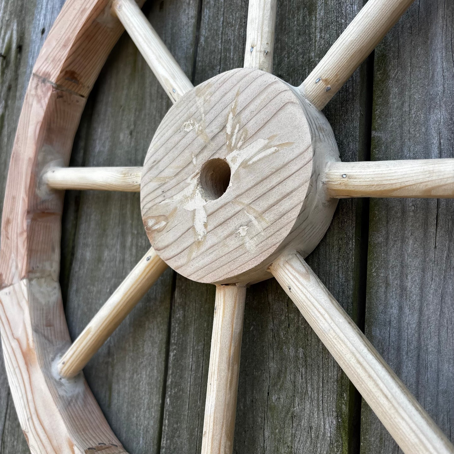 DECORATIVE WAGON WHEEL WOOD WALL ART WESTERN HOME DECOR HANDMADE TEXAS USA