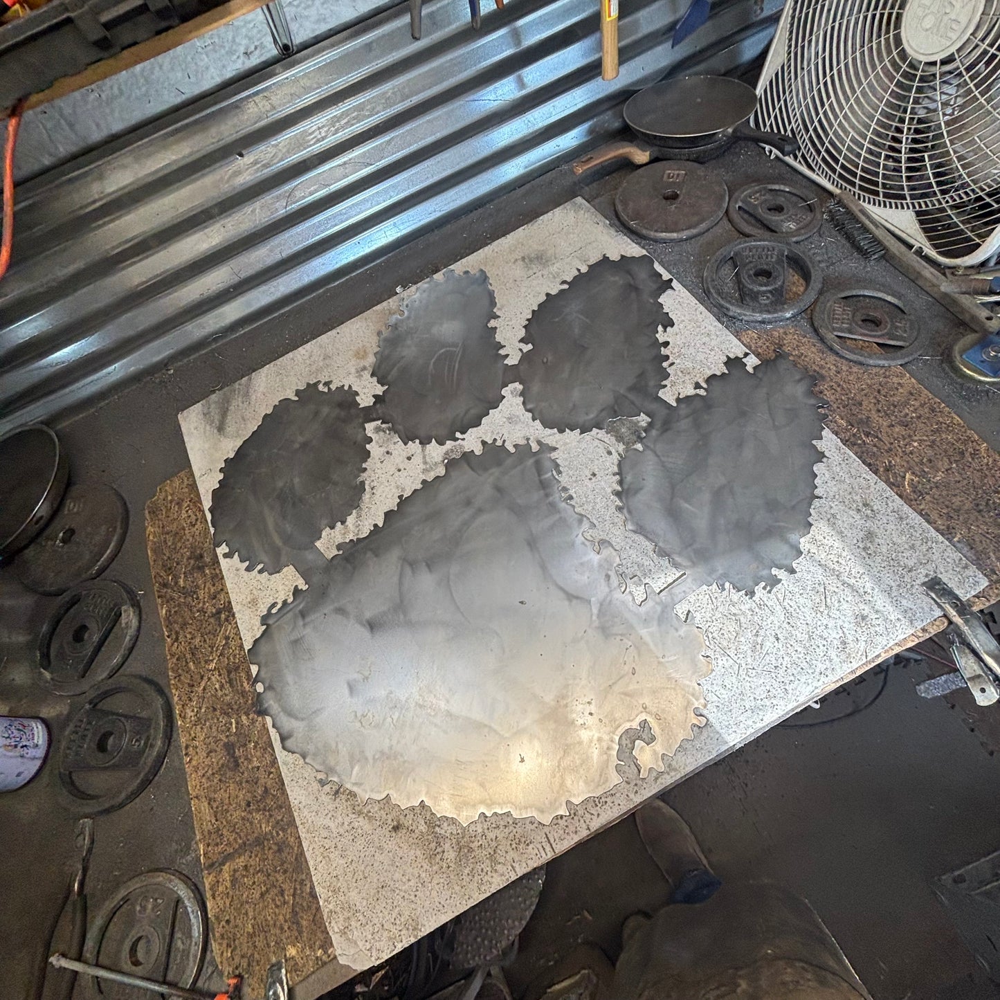 CLEMSON TIGERS PAW CUSTOM RAW METAL VINTAGE CRAFT SIGN WALL ART TEAM SIGN HANDMADE STYLE# 2 #EH12745