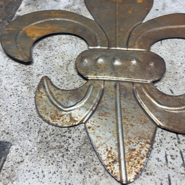 FLEUR DE LIS  CUSTOM RAW METAL UNPAINTED NO RING WALL ART SIGN WESTERN HOME DECOR HANDMADE NEW 12",18",24",32"