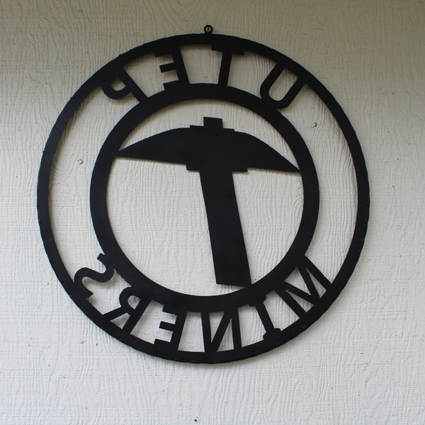 UTEP MINERS BLACK CUSTOM METAL VINTAGE CRAFT TEAM SIGN WESTERN HOME DECOR HANDMADE (Copy)