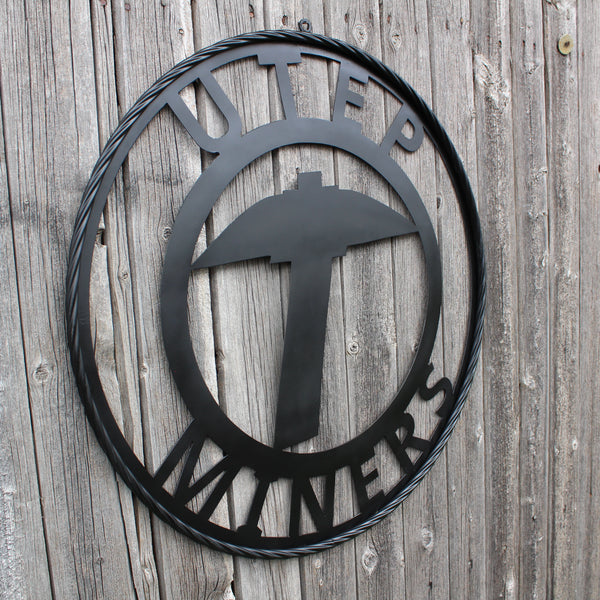UTEP MINERS BLACK CUSTOM METAL VINTAGE CRAFT TEAM SIGN WESTERN HOME DECOR HANDMADE (Copy)