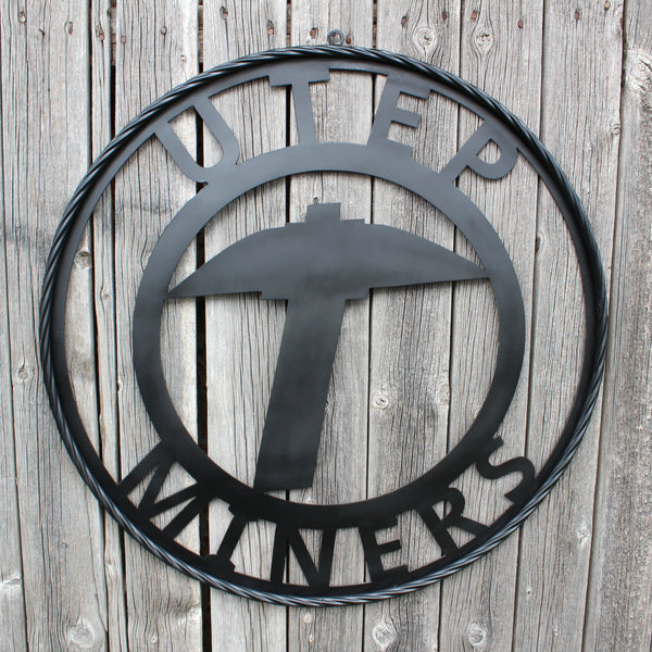 UTEP MINERS BLACK CUSTOM METAL VINTAGE CRAFT TEAM SIGN WESTERN HOME DECOR HANDMADE (Copy)