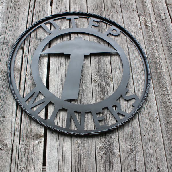 UTEP MINERS BLACK CUSTOM METAL VINTAGE CRAFT TEAM SIGN WESTERN HOME DECOR HANDMADE (Copy)