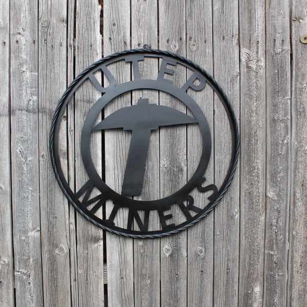 UTEP MINERS BLACK CUSTOM METAL VINTAGE CRAFT TEAM SIGN WESTERN HOME DECOR HANDMADE (Copy)