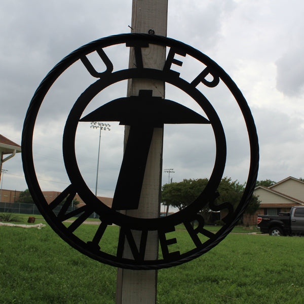 UTEP MINERS BLACK CUSTOM METAL VINTAGE CRAFT TEAM SIGN WESTERN HOME DECOR HANDMADE (Copy)