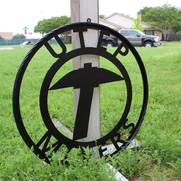 UTEP MINERS BLACK CUSTOM METAL VINTAGE CRAFT TEAM SIGN WESTERN HOME DECOR HANDMADE (Copy)