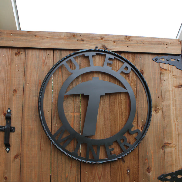 UTEP MINERS BLACK CUSTOM METAL VINTAGE CRAFT TEAM SIGN WESTERN HOME DECOR HANDMADE (Copy)