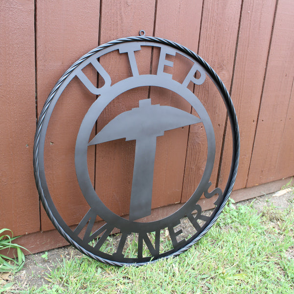 UTEP MINERS BLACK CUSTOM METAL VINTAGE CRAFT TEAM SIGN WESTERN HOME DECOR HANDMADE (Copy)