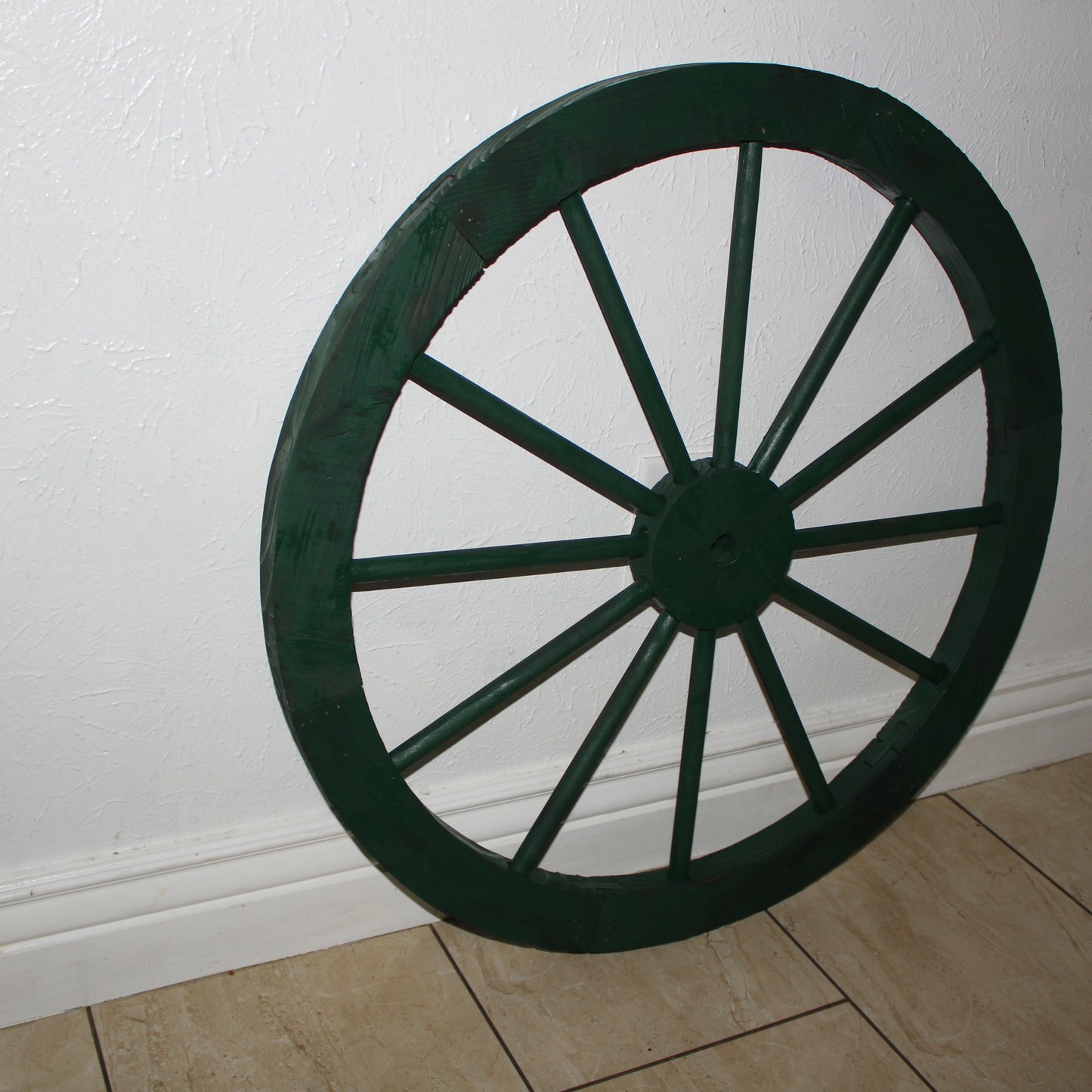 WAGON WHEEL HUNTER GREEN BARN WOOD WESTERN HOME DECOR HANDMADE NEW 16",24",30"