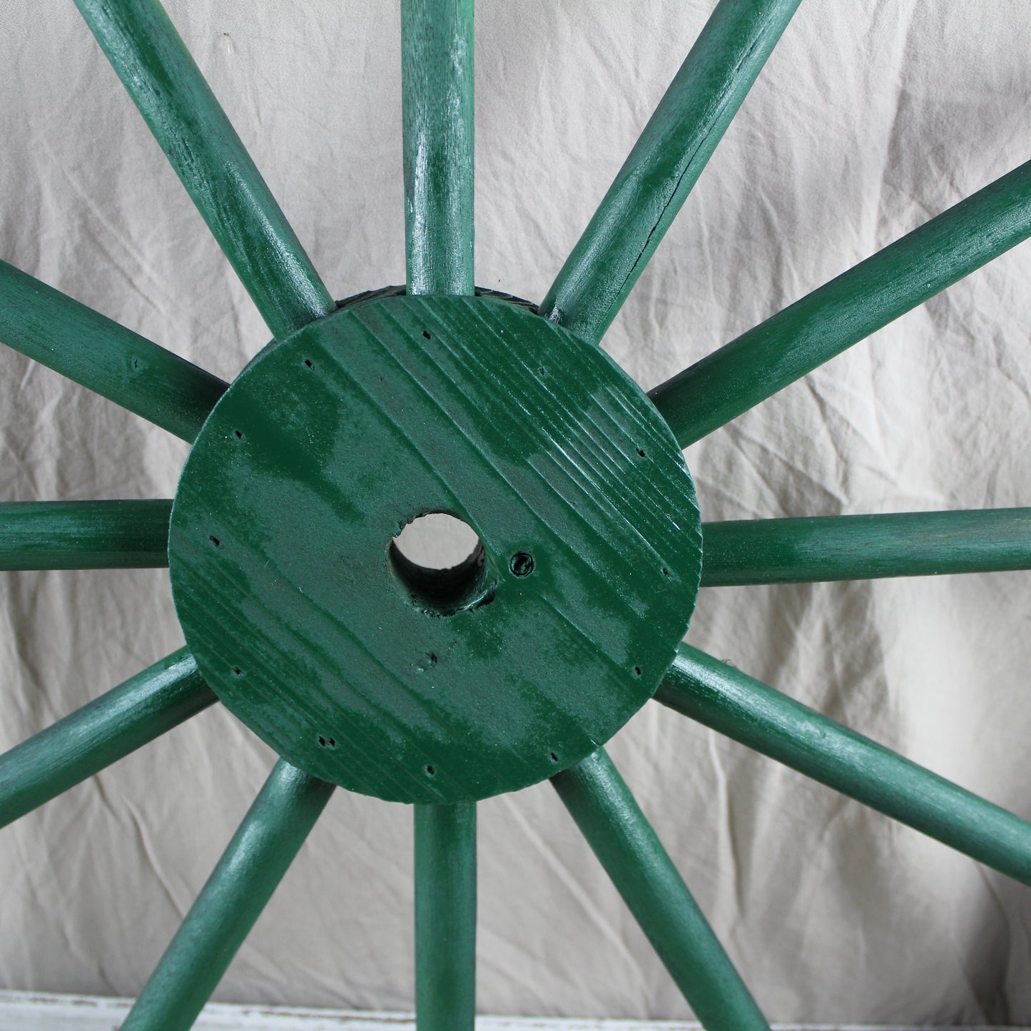 WAGON WHEEL HUNTER GREEN BARN WOOD WESTERN HOME DECOR HANDMADE NEW 16",24",30"