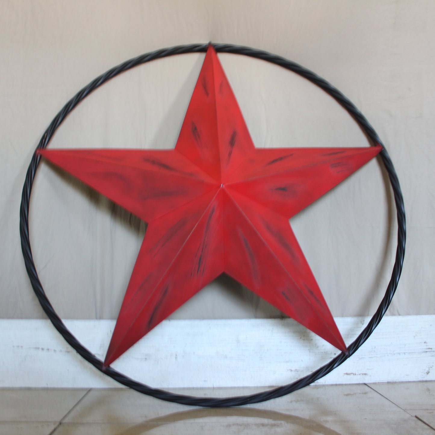 RED DISTRESSED STAR TWO TONE TEXTURE WITH BLACK RING METAL LONESTAR TWISTED ROPE RING WESTERN HOME DECOR HANDMADE NEW #EH10645