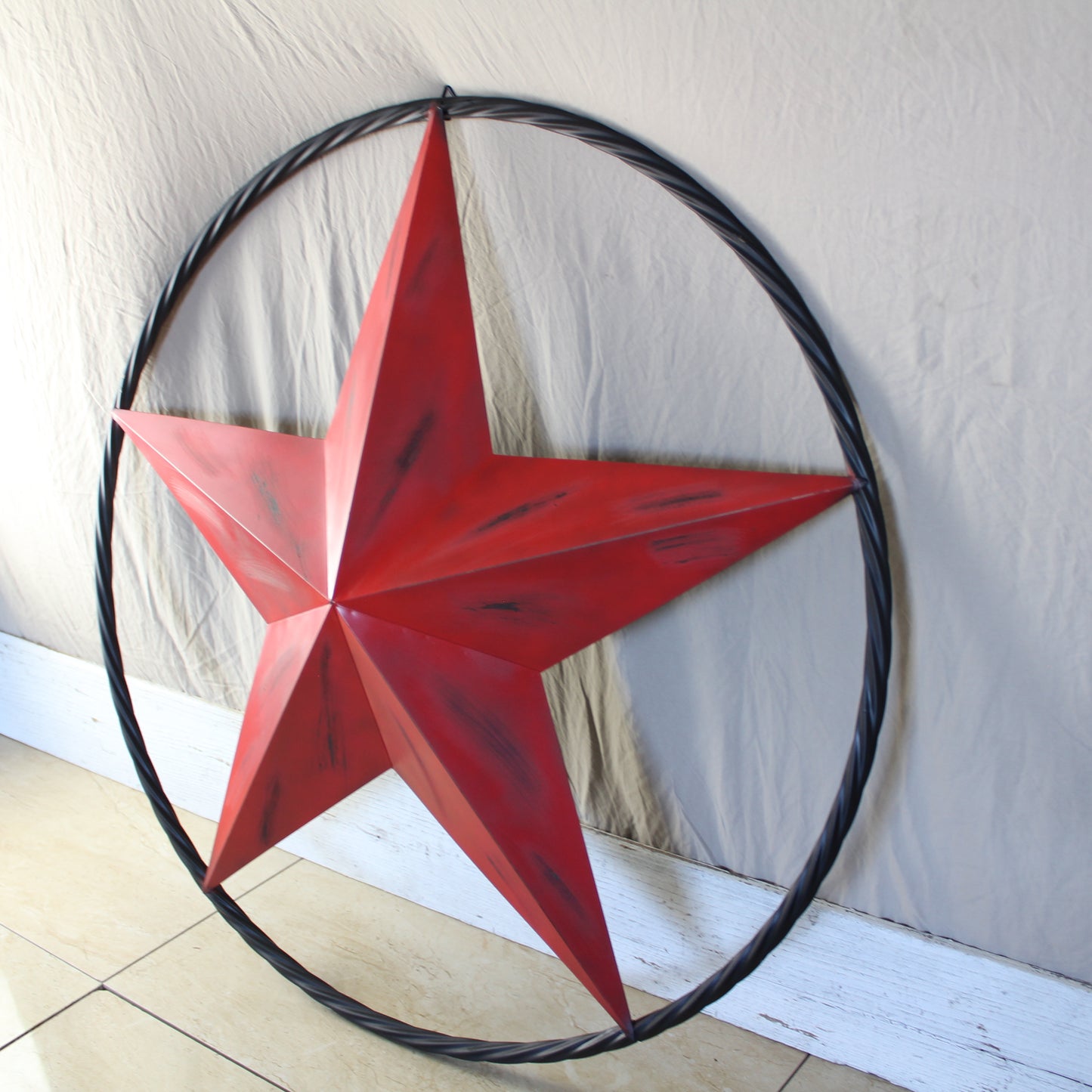 RED DISTRESSED STAR TWO TONE TEXTURE WITH BLACK RING METAL LONESTAR TWISTED ROPE RING WESTERN HOME DECOR HANDMADE NEW #EH10645