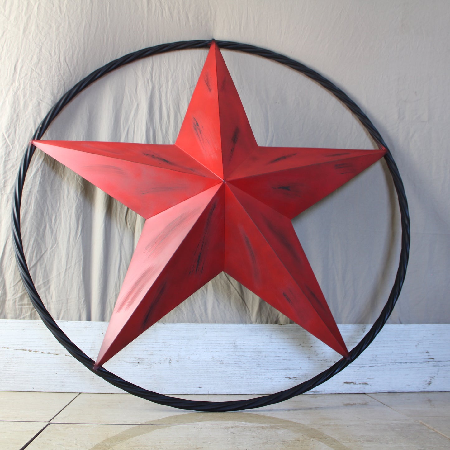 RED DISTRESSED STAR TWO TONE TEXTURE WITH BLACK RING METAL LONESTAR TWISTED ROPE RING WESTERN HOME DECOR HANDMADE NEW #EH10645