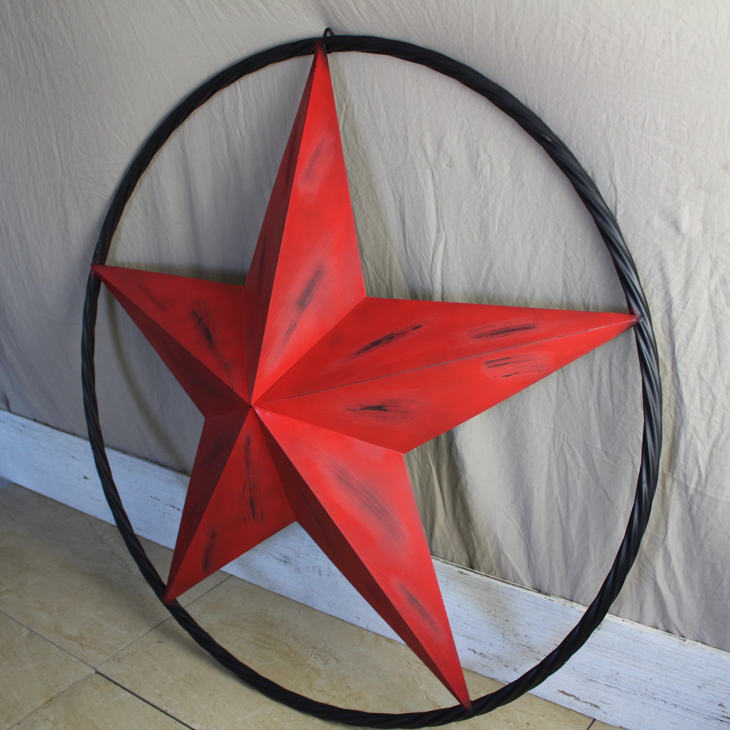 RED DISTRESSED STAR TWO TONE TEXTURE WITH BLACK RING METAL LONESTAR TWISTED ROPE RING WESTERN HOME DECOR HANDMADE NEW #EH10645
