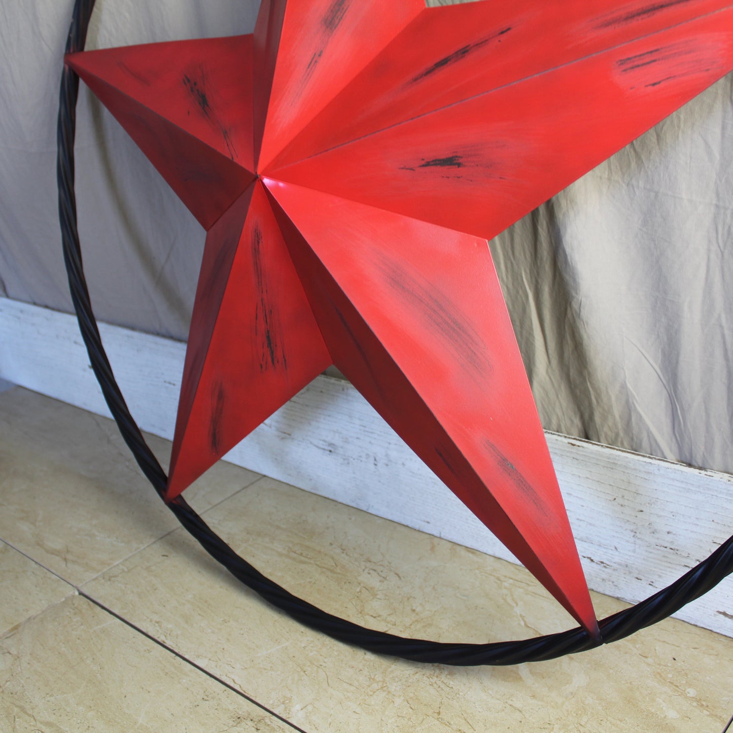 RED DISTRESSED STAR TWO TONE TEXTURE WITH BLACK RING METAL LONESTAR TWISTED ROPE RING WESTERN HOME DECOR HANDMADE NEW #EH10645