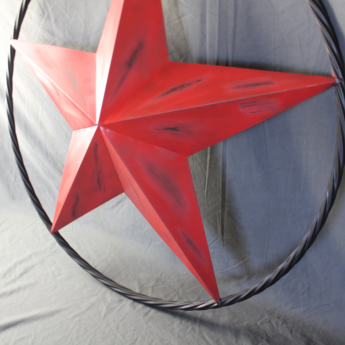 RED DISTRESSED STAR TWO TONE TEXTURE WITH BLACK RING METAL LONESTAR TWISTED ROPE RING WESTERN HOME DECOR HANDMADE NEW #EH10645