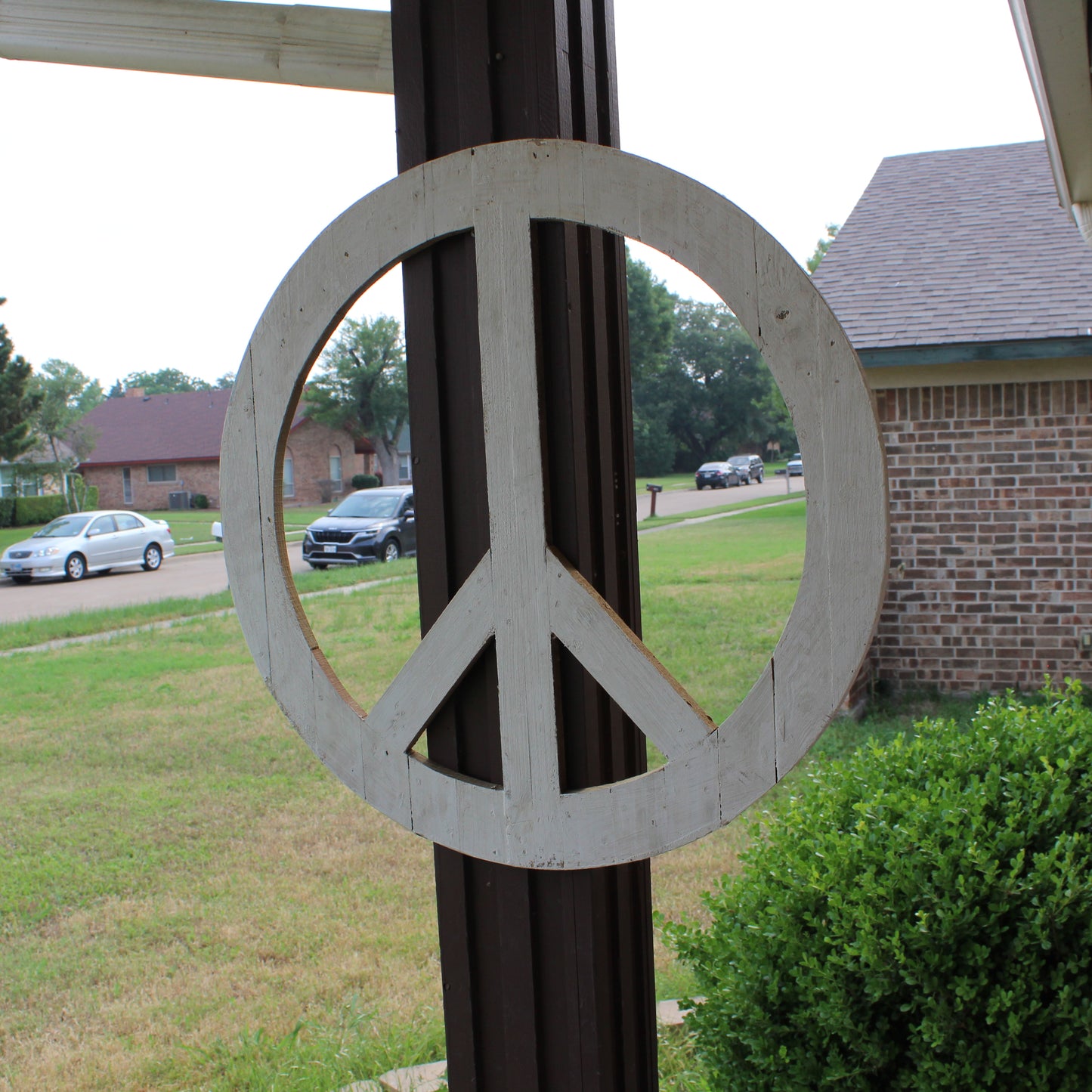 24" WHITE PEACE SIGN WOOD SIGN WALL ART DECOR WESTERN HOME DECOR HANDMADE #EH12853