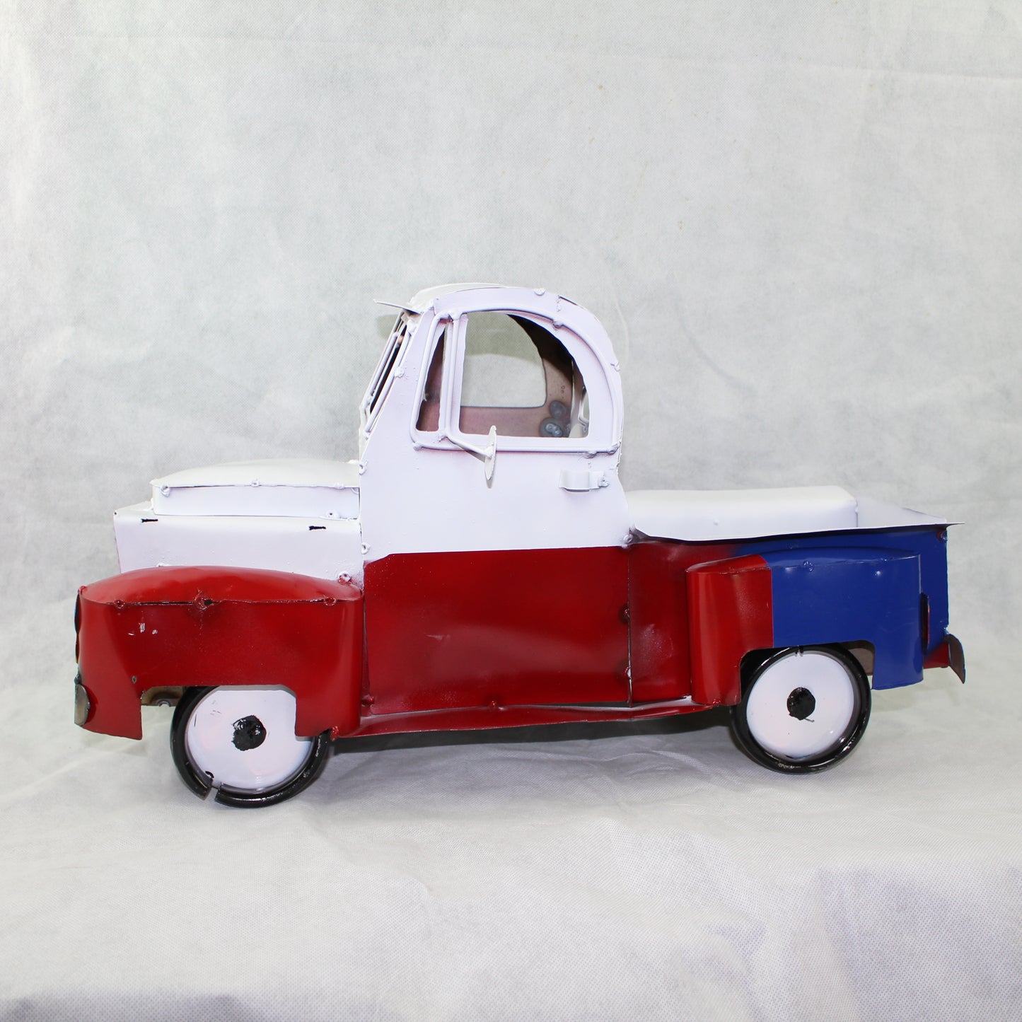 TEXAS FLAG TRUCK 20" PICKUP PATRIOTIC TRUCK RED WHITE BLUE METAL VINTAGE GARDEN ART FIGURINE WESTERN HOME DECOR HANDMADE #EH12866