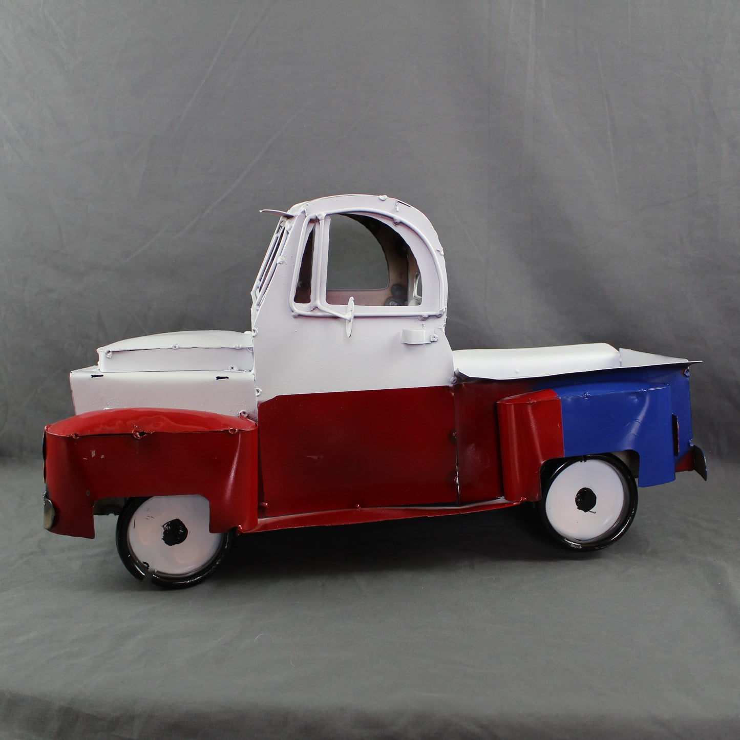 TEXAS FLAG TRUCK 20" PICKUP PATRIOTIC TRUCK RED WHITE BLUE METAL VINTAGE GARDEN ART FIGURINE WESTERN HOME DECOR HANDMADE #EH12866