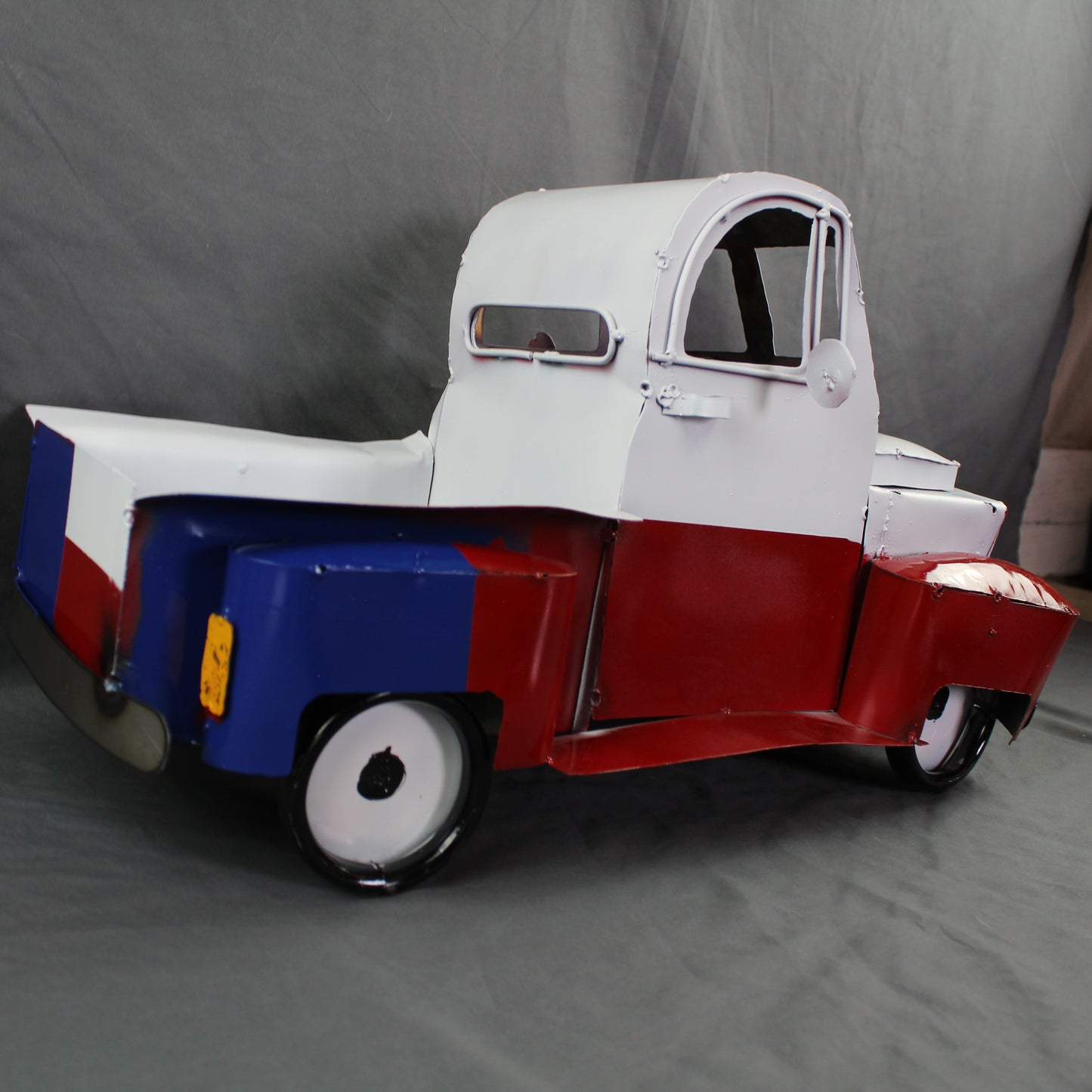 TEXAS FLAG TRUCK 20" PICKUP PATRIOTIC TRUCK RED WHITE BLUE METAL VINTAGE GARDEN ART FIGURINE WESTERN HOME DECOR HANDMADE #EH12866