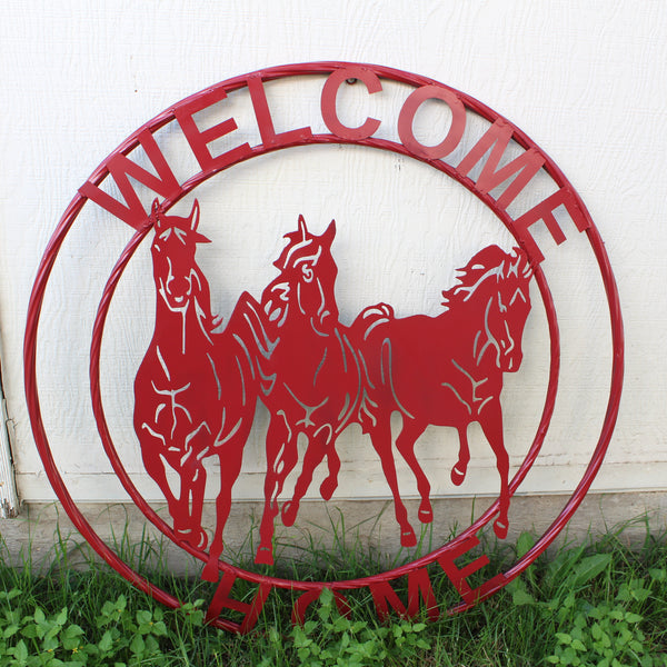 WELCOME RUNNING HORSES RUSTIC RED METAL WALL ART SIGN WESTERN HOME DECOR HANDMADE NEW #EH12719