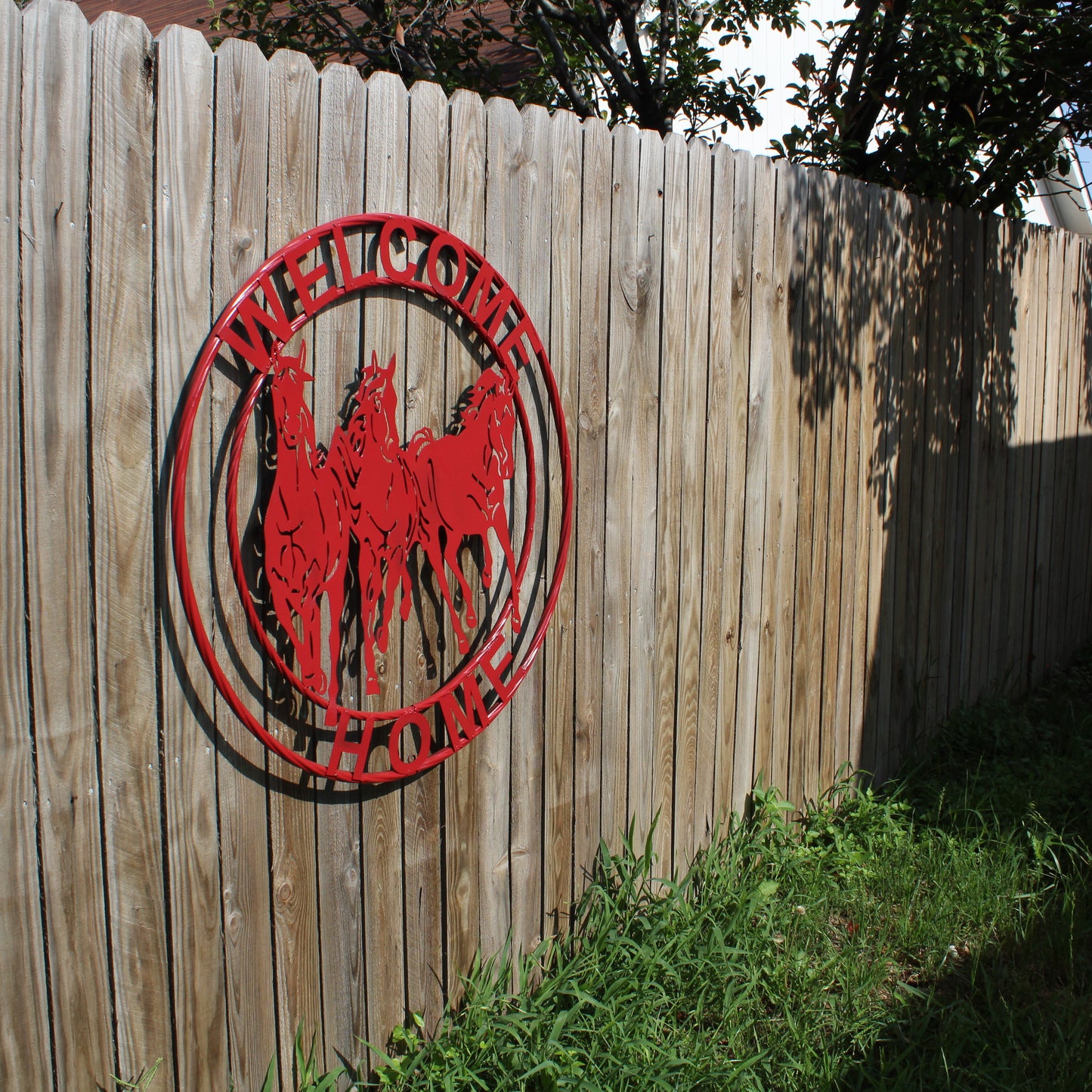 WELCOME RUNNING HORSES RUSTIC RED METAL WALL ART SIGN WESTERN HOME DECOR HANDMADE NEW #EH12719