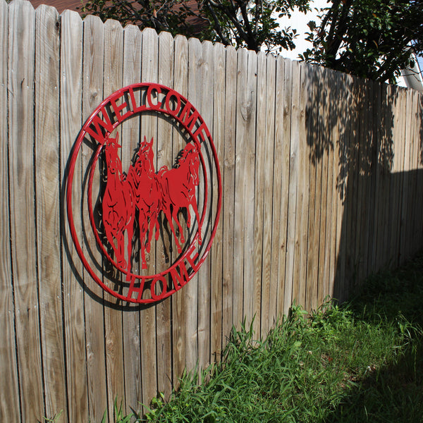 WELCOME RUNNING HORSES RUSTIC RED METAL WALL ART SIGN WESTERN HOME DECOR HANDMADE NEW #EH12719