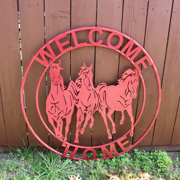 WELCOME RUNNING HORSES RUSTIC RED METAL WALL ART SIGN WESTERN HOME DECOR HANDMADE NEW #EH12719