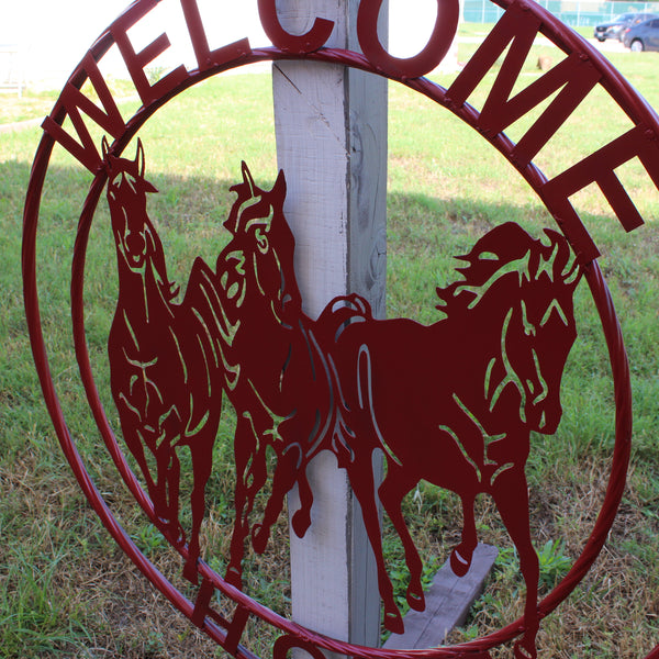 WELCOME RUNNING HORSES RUSTIC RED METAL WALL ART SIGN WESTERN HOME DECOR HANDMADE NEW #EH12719