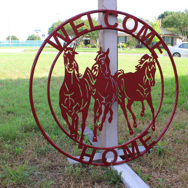 WELCOME RUNNING HORSES RUSTIC RED METAL WALL ART SIGN WESTERN HOME DECOR HANDMADE NEW #EH12719