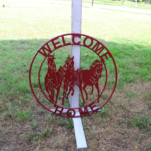 WELCOME RUNNING HORSES RUSTIC RED METAL WALL ART SIGN WESTERN HOME DECOR HANDMADE NEW #EH12719
