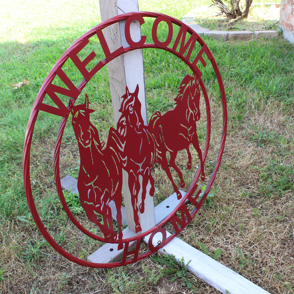 WELCOME RUNNING HORSES RUSTIC RED METAL WALL ART SIGN WESTERN HOME DECOR HANDMADE NEW #EH12719