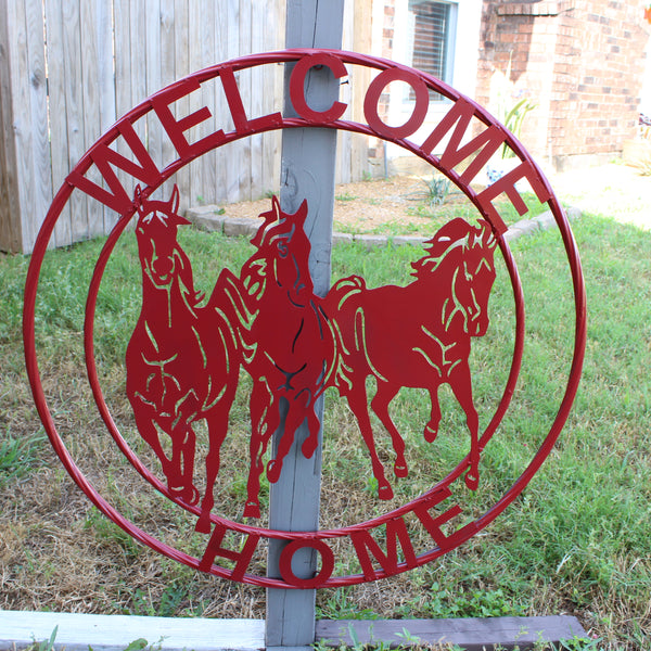 WELCOME RUNNING HORSES RUSTIC RED METAL WALL ART SIGN WESTERN HOME DECOR HANDMADE NEW #EH12719