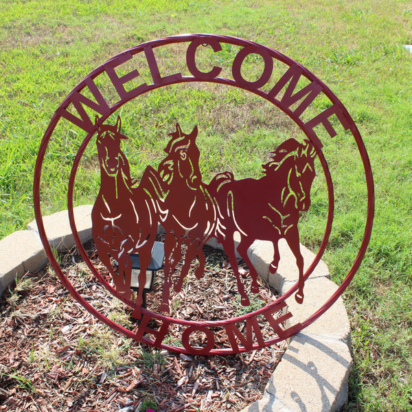 WELCOME RUNNING HORSES RUSTIC RED METAL WALL ART SIGN WESTERN HOME DECOR HANDMADE NEW #EH12719