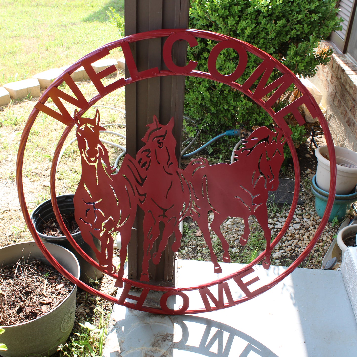 WELCOME RUNNING HORSES RUSTIC RED METAL WALL ART SIGN WESTERN HOME DECOR HANDMADE NEW #EH12719
