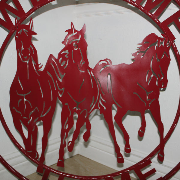 WELCOME RUNNING HORSES RUSTIC RED METAL WALL ART SIGN WESTERN HOME DECOR HANDMADE NEW #EH12719