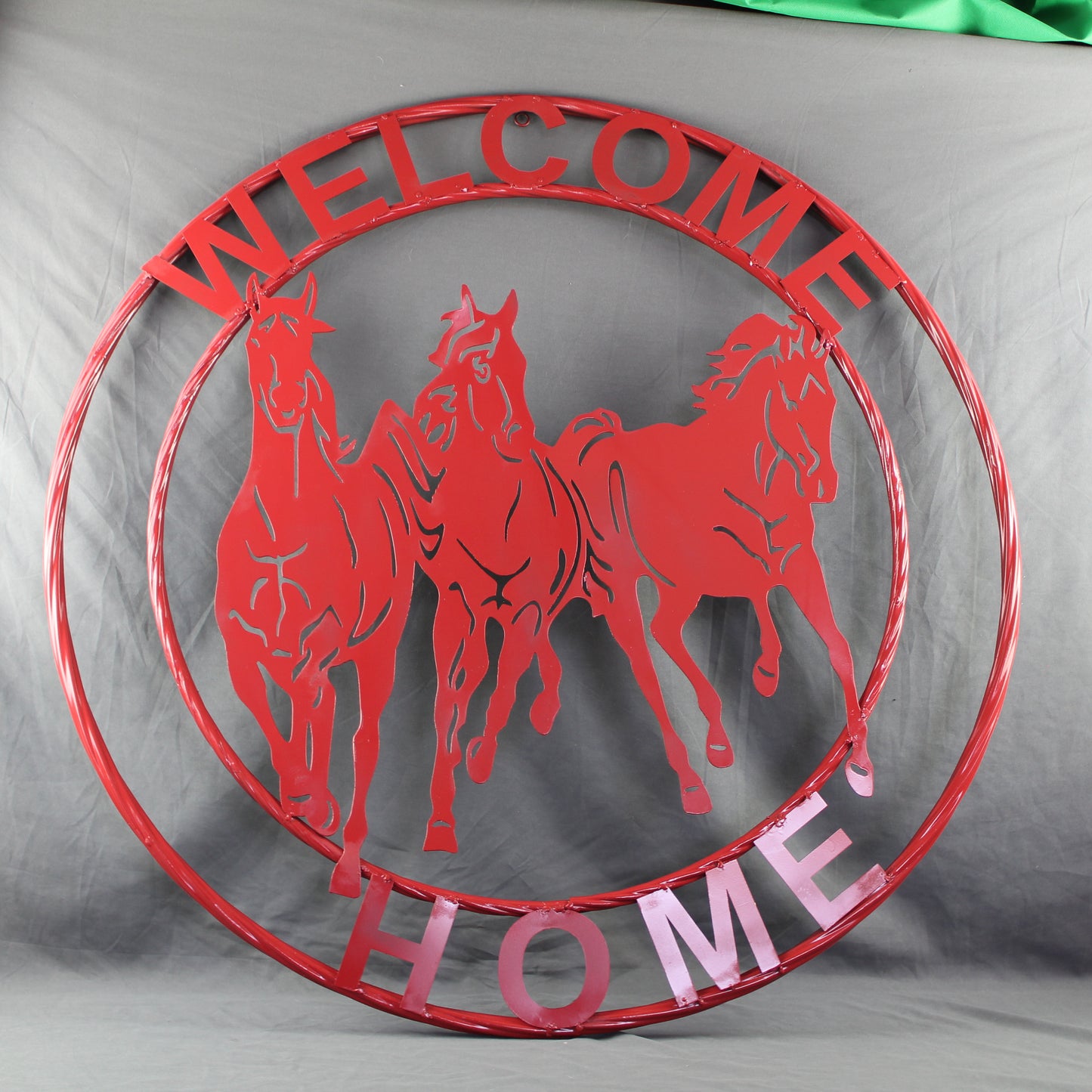 WELCOME RUNNING HORSES RUSTIC RED METAL WALL ART SIGN WESTERN HOME DECOR HANDMADE NEW #EH12719