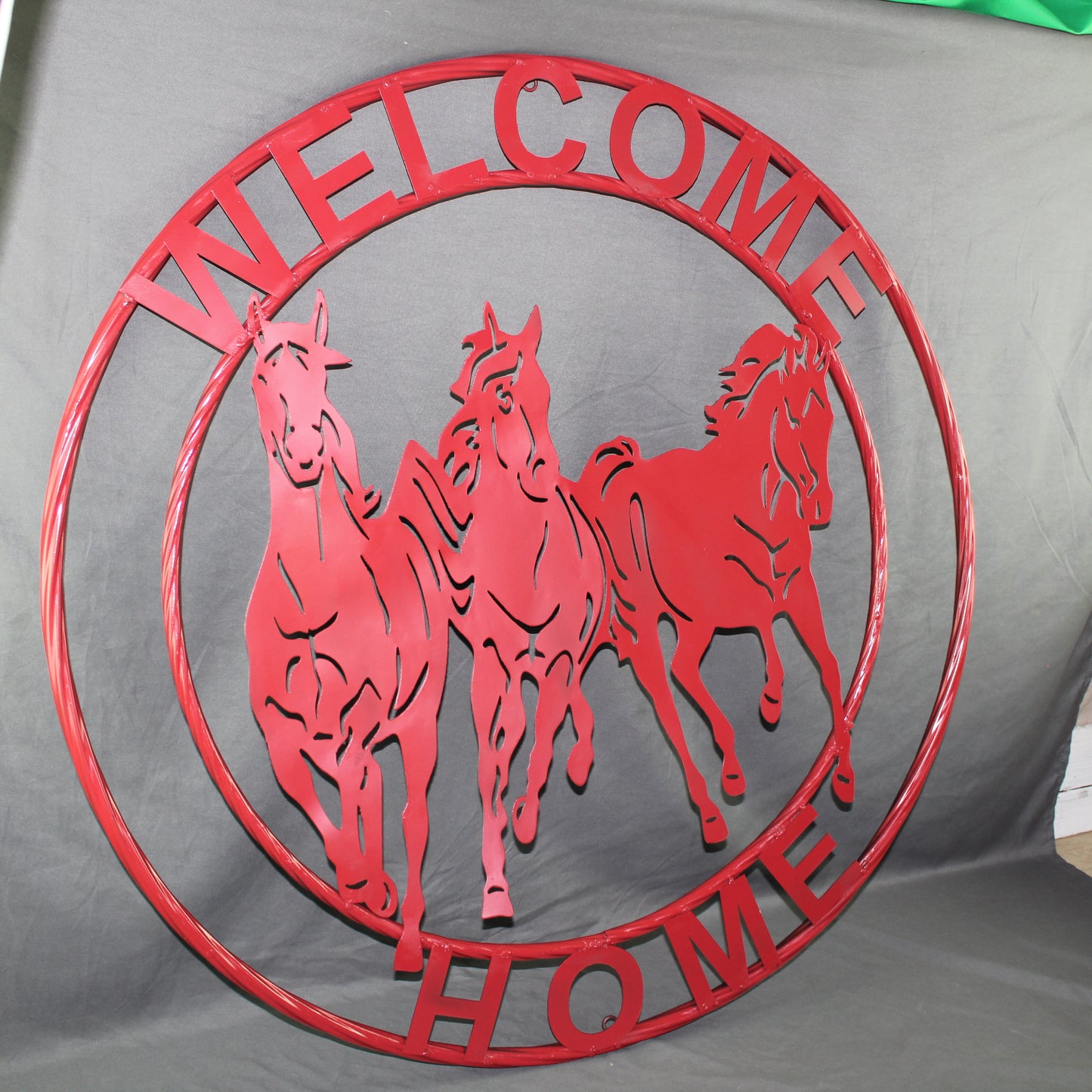 WELCOME RUNNING HORSES RUSTIC RED METAL WALL ART SIGN WESTERN HOME DECOR HANDMADE NEW #EH12719