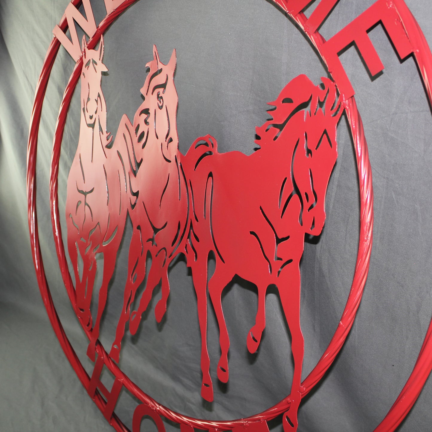 WELCOME RUNNING HORSES RUSTIC RED METAL WALL ART SIGN WESTERN HOME DECOR HANDMADE NEW #EH12719