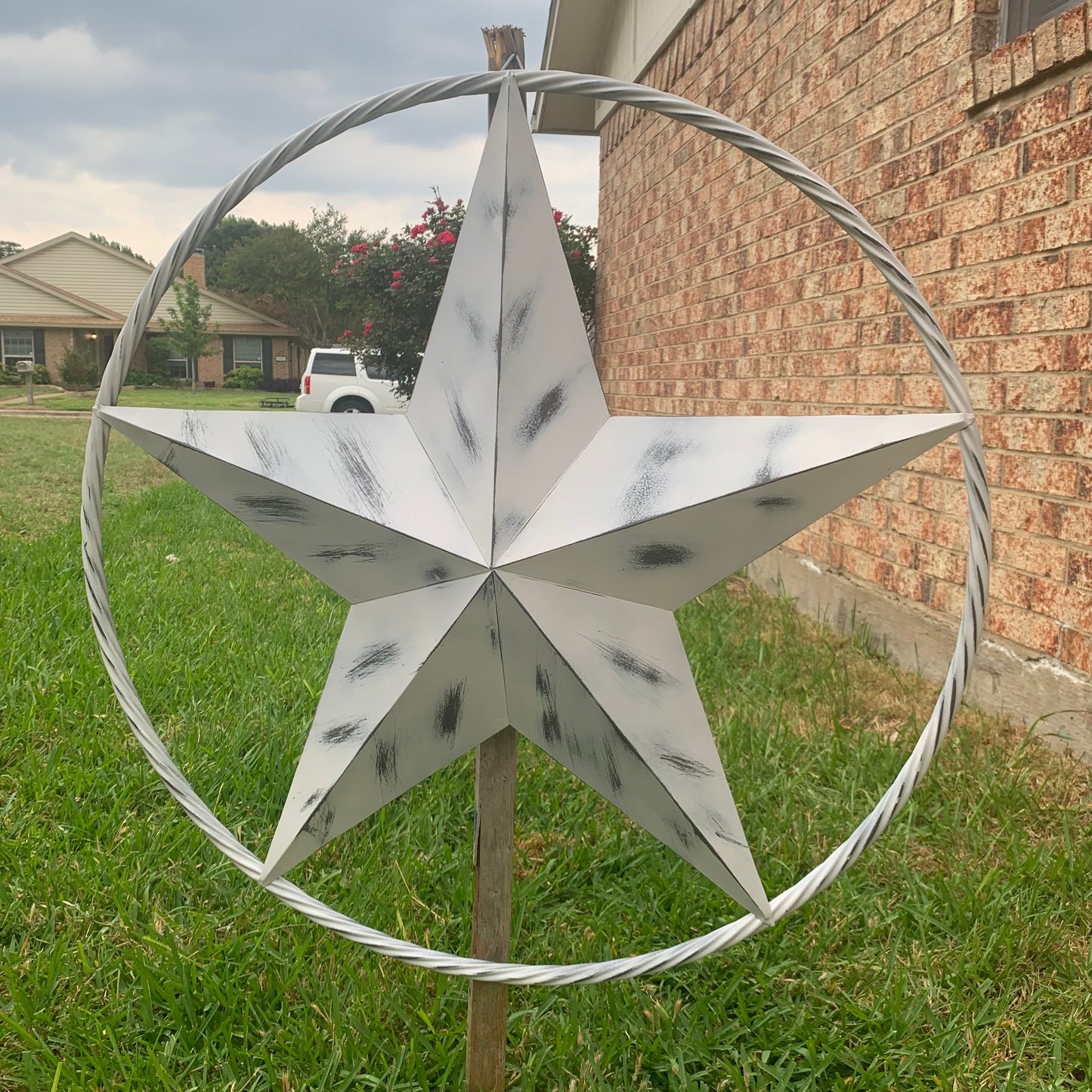 WHITE DISTRESSED STAR STYLE# 1 RUSTIC BARN LONE STAR ROPE RING METAL WALL ART