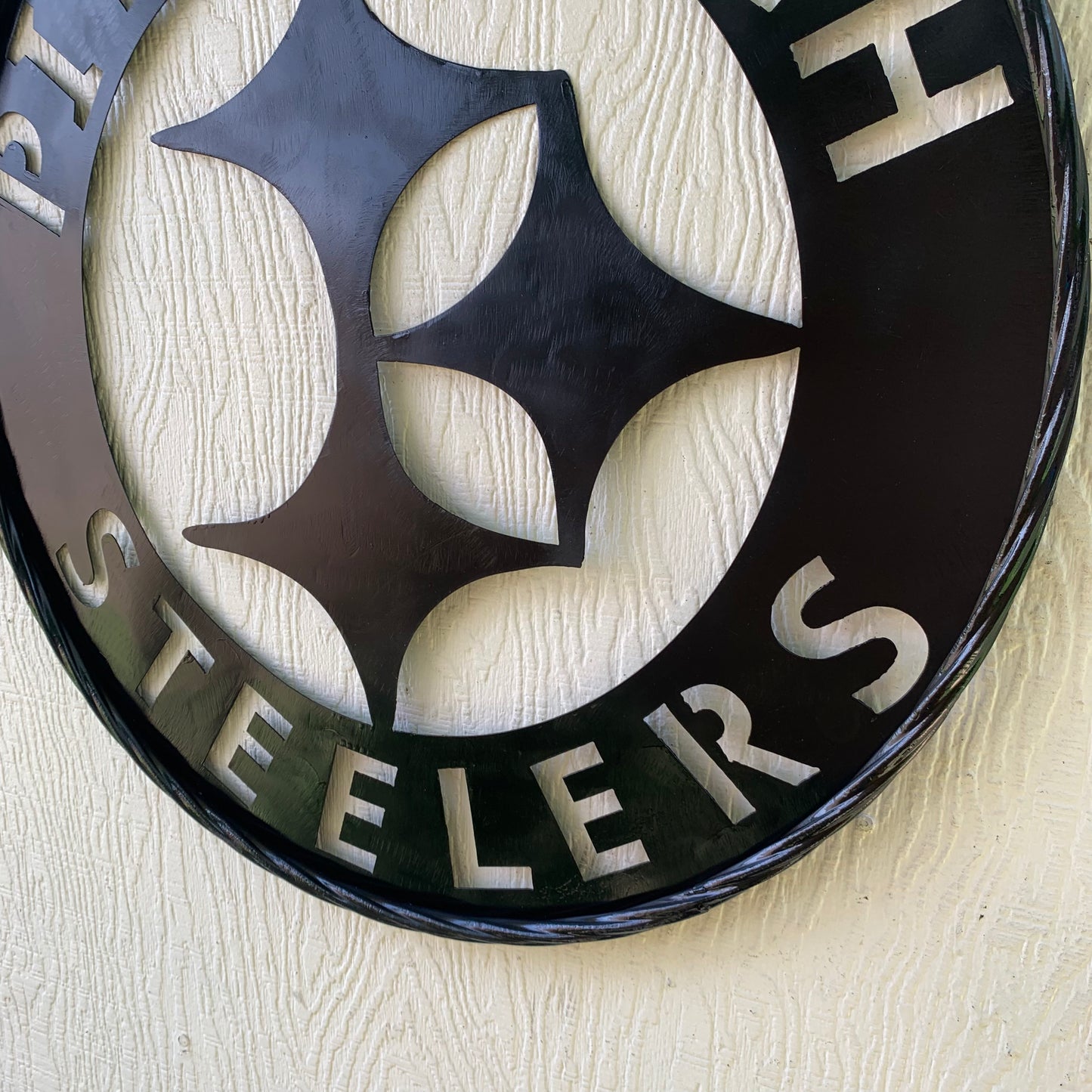 PITTSBURGH BLACK METAL DISC CUSTOM VINTAGE CRAFT TEAM SPORTS SIGN HANDMADE