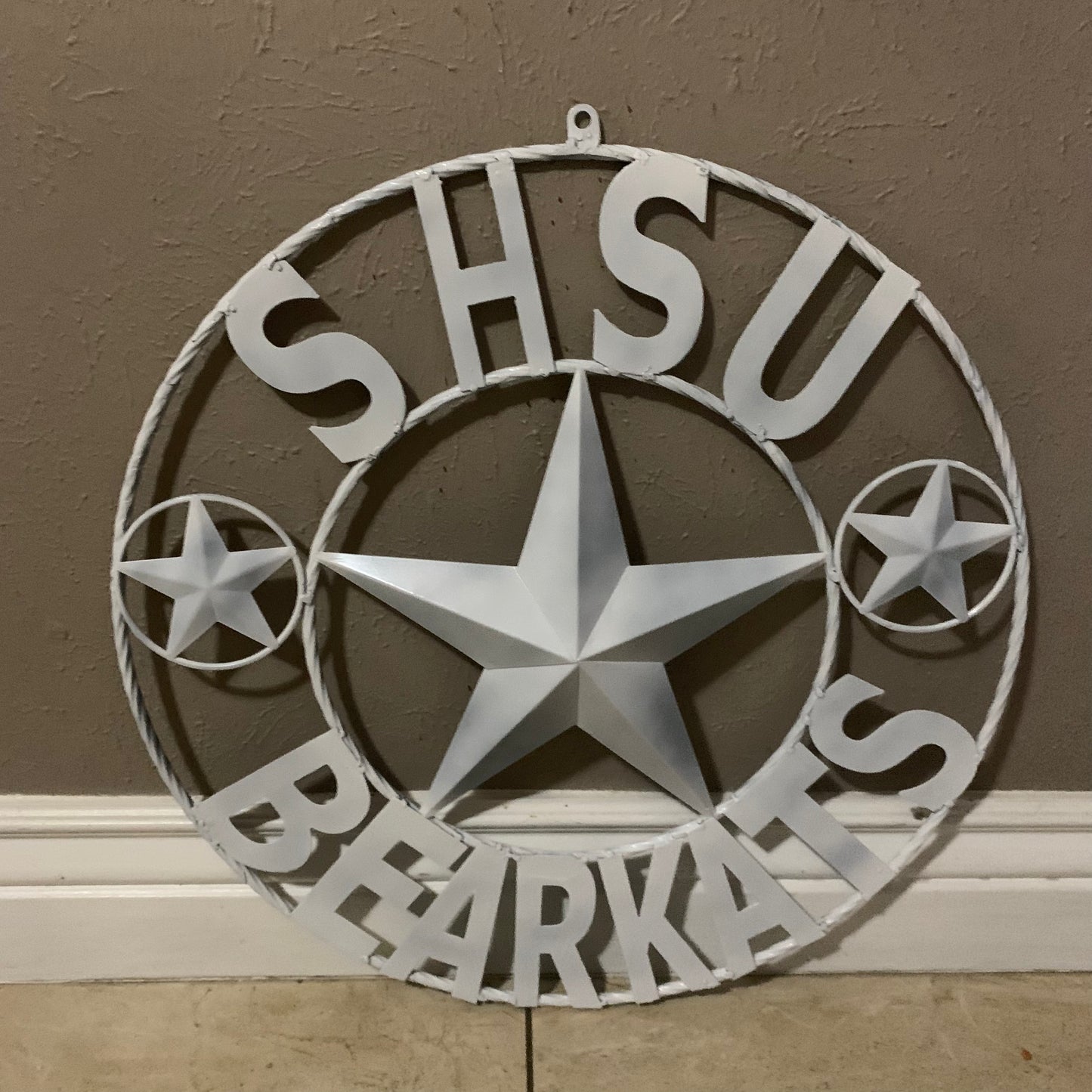 24",32" SHSU SAM HOUSTON BEARKATS RUSTIC WHITE METAL CUSTOM VINTAGE CRAFT RUSTIC BLACK TEAM STAR HANDMADE