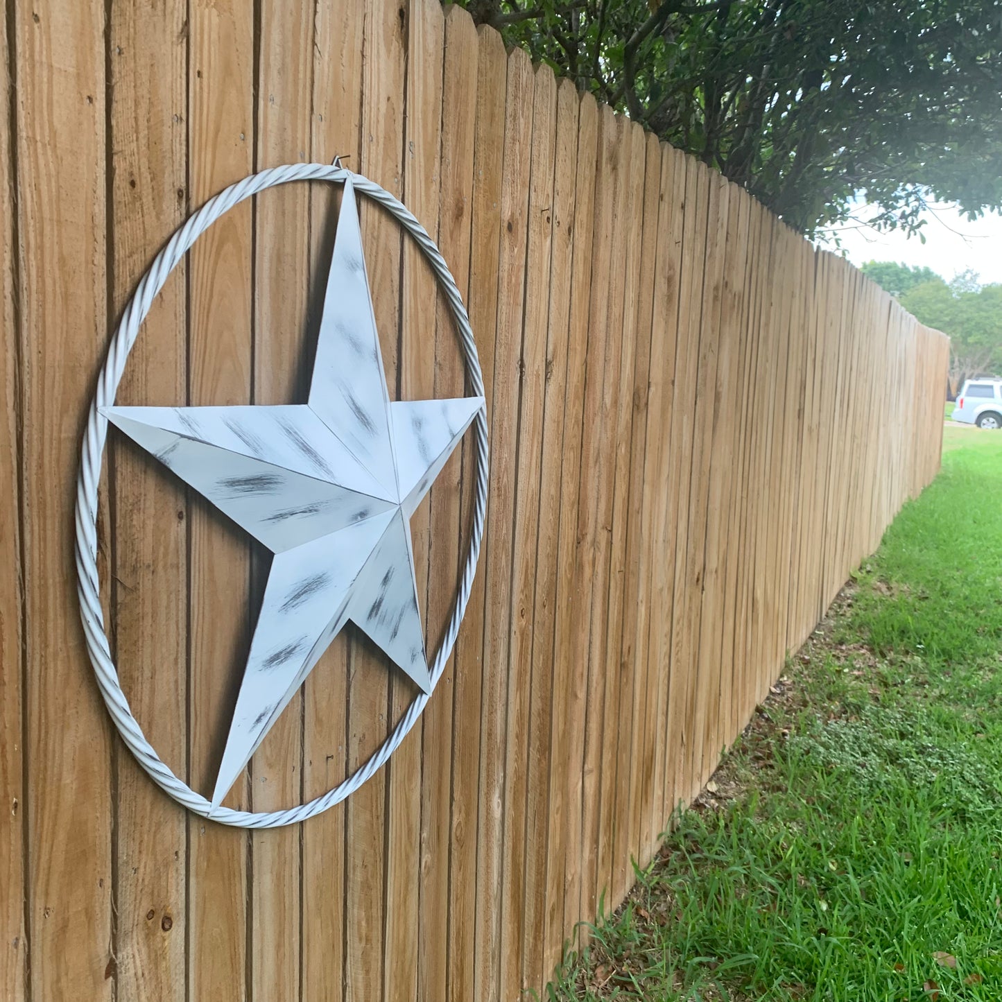 WHITE DISTRESSED STAR STYLE# 1 RUSTIC BARN LONE STAR ROPE RING METAL WALL ART