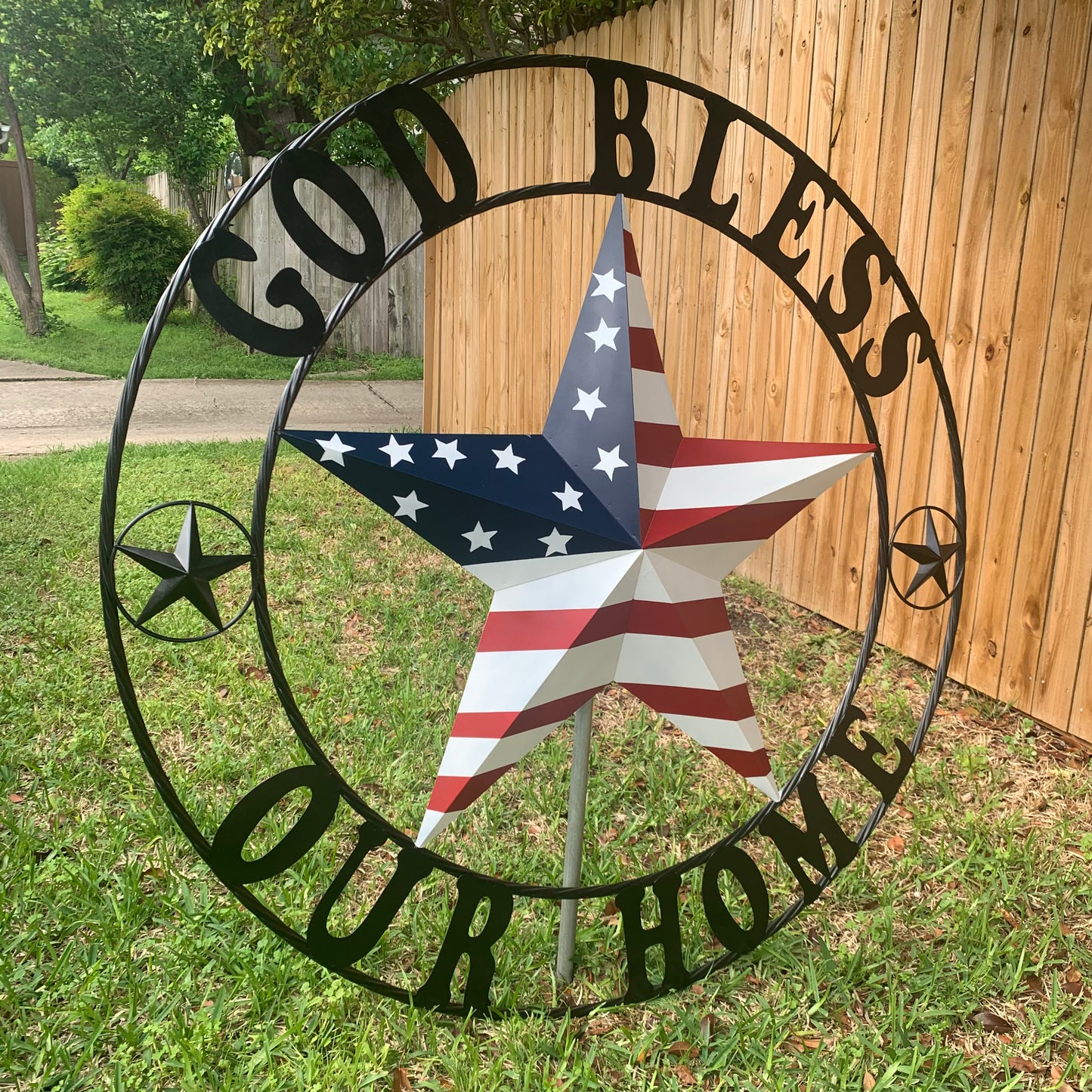 GOD BLESS OUR HOME USA FLAG STAR METAL BARN STAR TWISTED ROPE RING WALL ART WESTERN HOME DECOR RUSTIC RED WHITE & BLUE WITH BLACK RING HANDMADE NEW