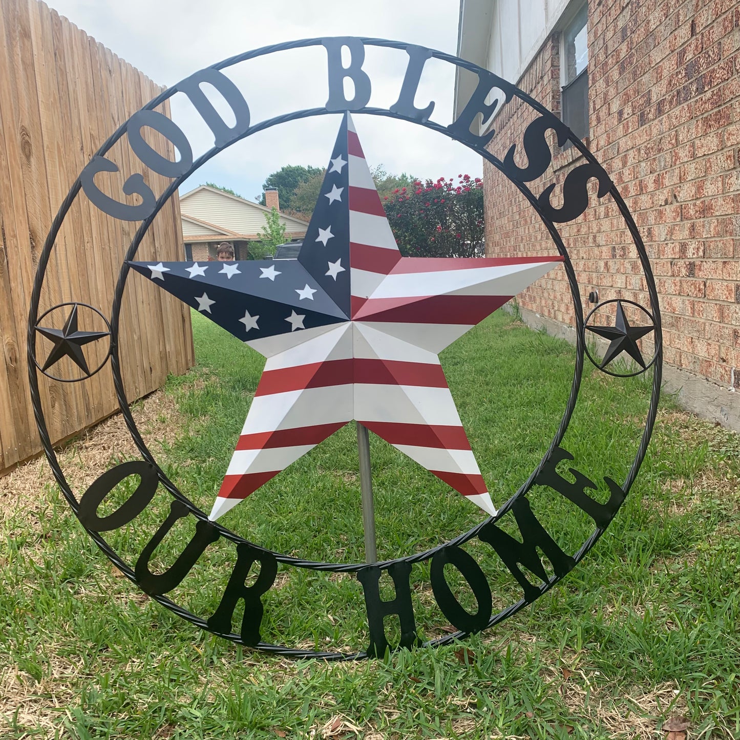 GOD BLESS OUR HOME USA FLAG STAR METAL BARN STAR TWISTED ROPE RING WALL ART WESTERN HOME DECOR RUSTIC RED WHITE & BLUE WITH BLACK RING HANDMADE NEW