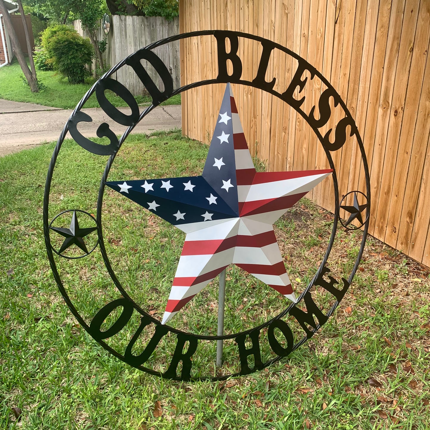GOD BLESS OUR HOME USA FLAG STAR METAL BARN STAR TWISTED ROPE RING WALL ART WESTERN HOME DECOR RUSTIC RED WHITE & BLUE WITH BLACK RING HANDMADE NEW