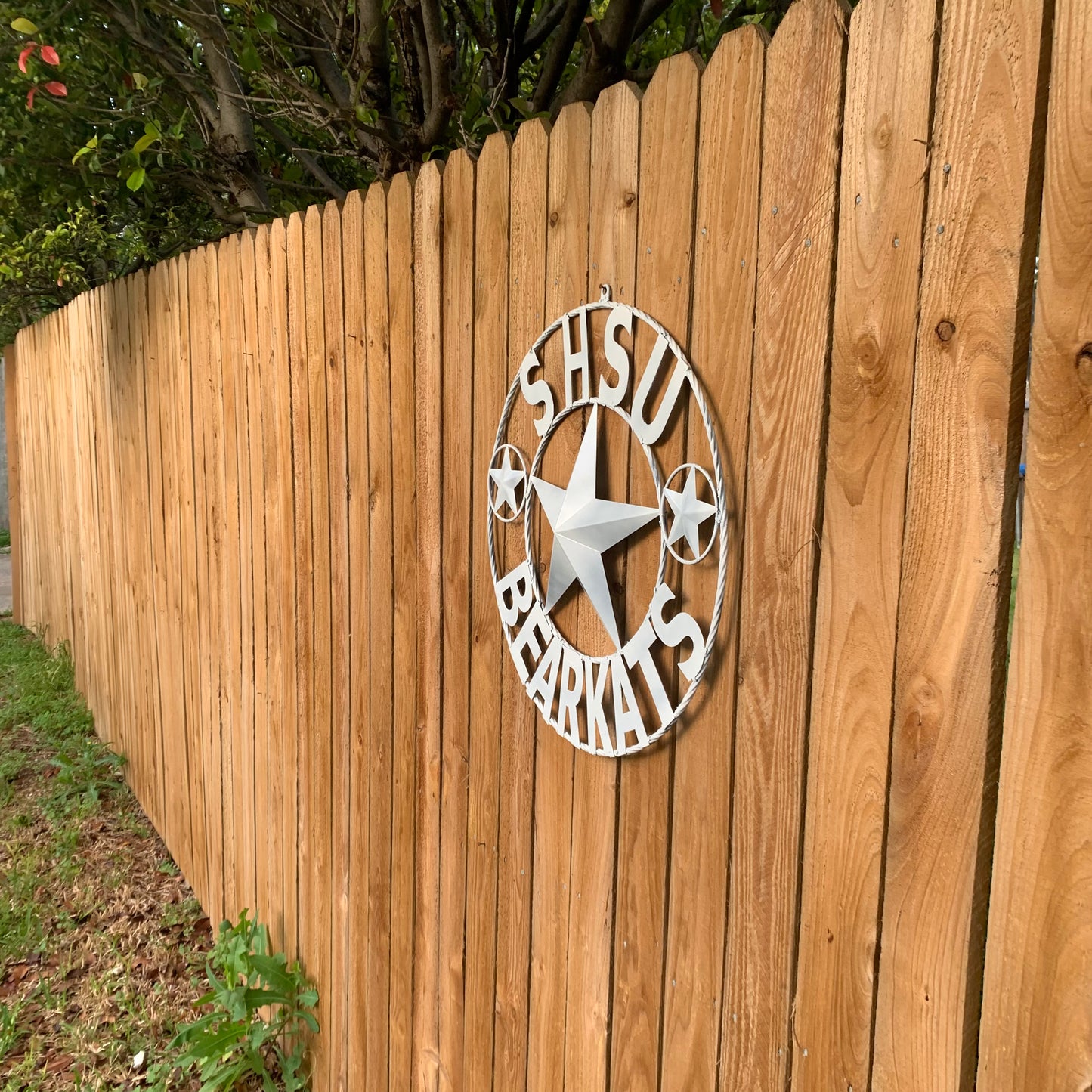 24",32" SHSU SAM HOUSTON BEARKATS RUSTIC WHITE METAL CUSTOM VINTAGE CRAFT RUSTIC BLACK TEAM STAR HANDMADE
